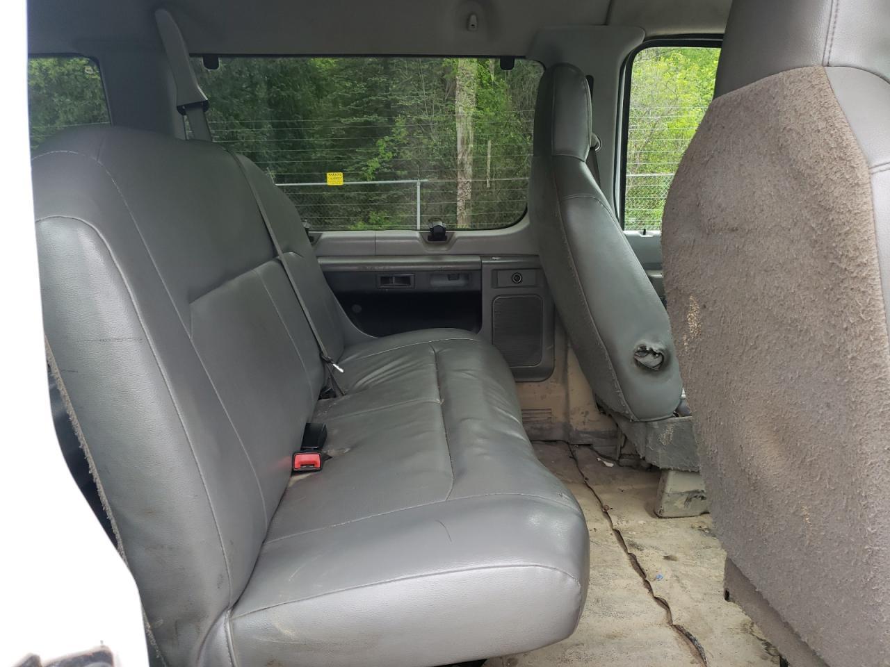 2009 FORD ECONOLINE