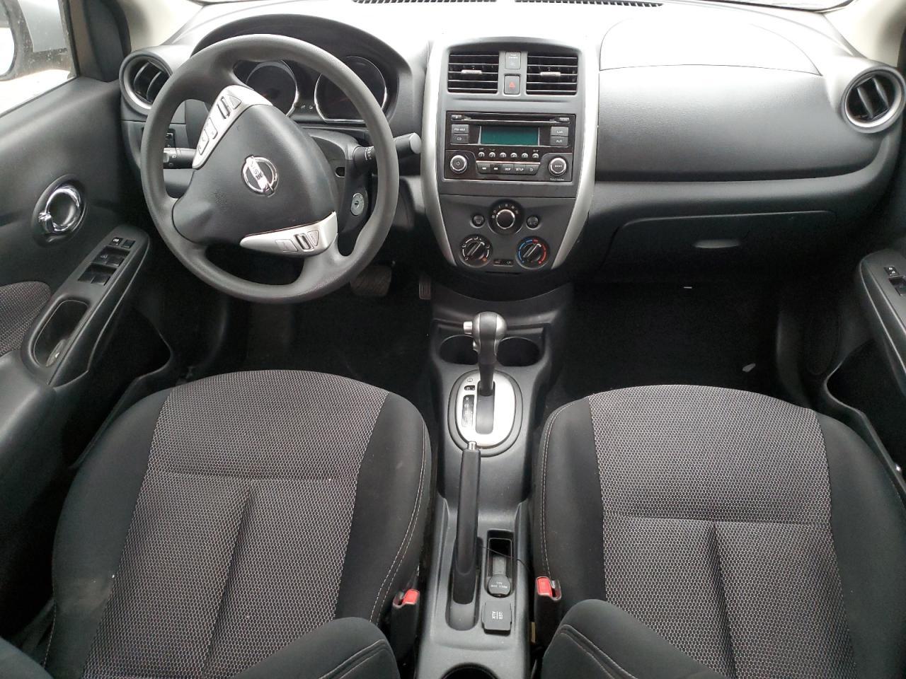 2015 NISSAN VERSA