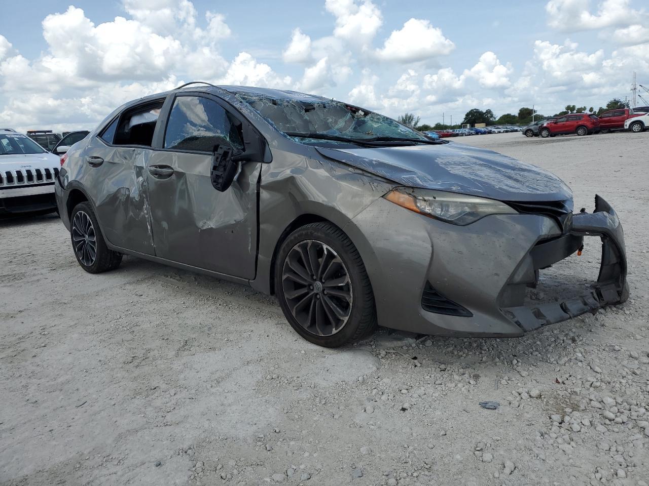 2017 TOYOTA COROLLA