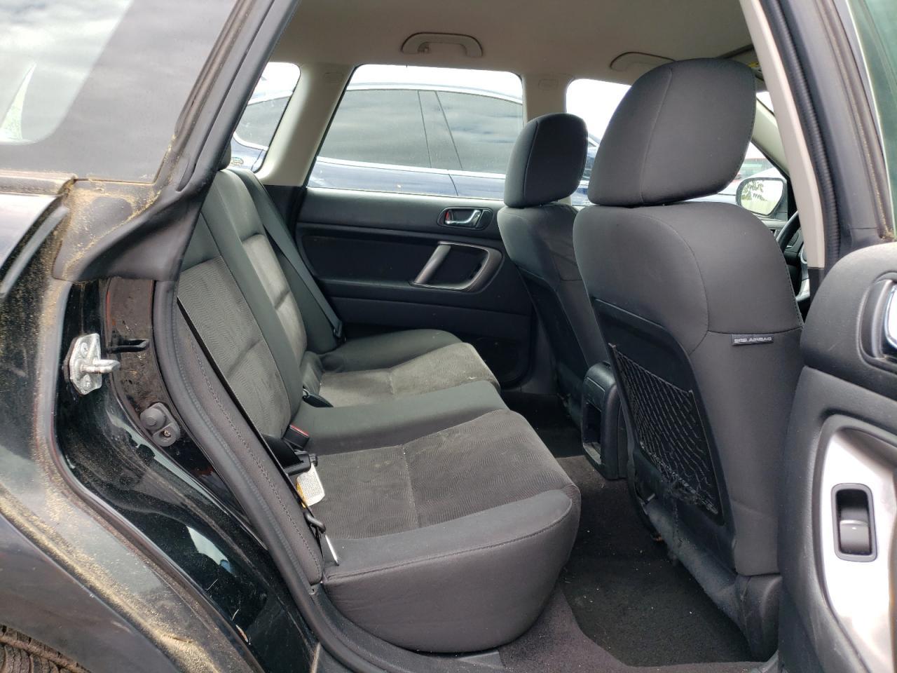 2009 SUBARU Outback