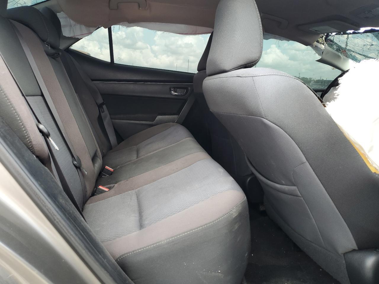 2017 TOYOTA COROLLA