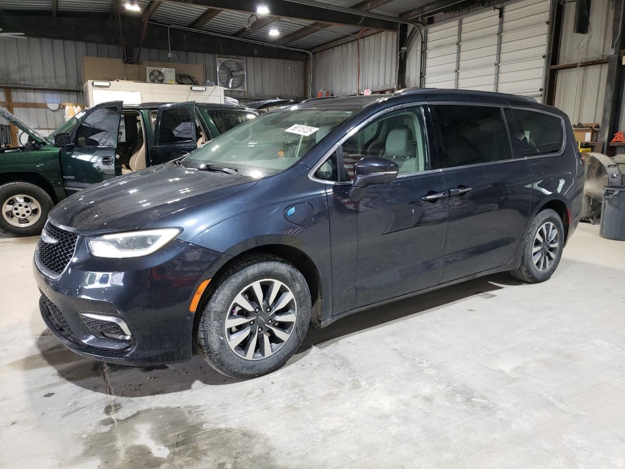 2021 CHRYSLER Pacifica