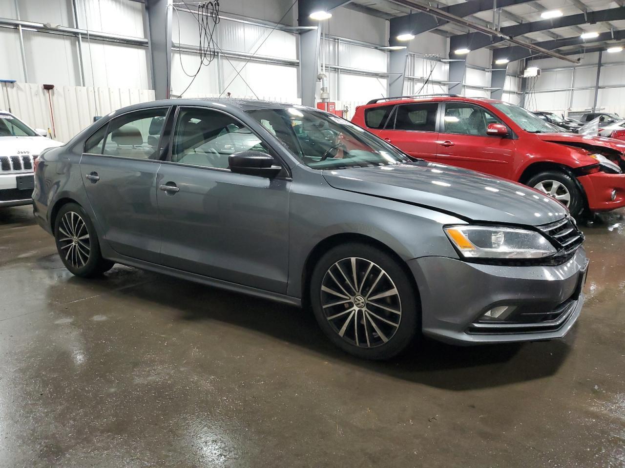 2016 VOLKSWAGEN JETTA