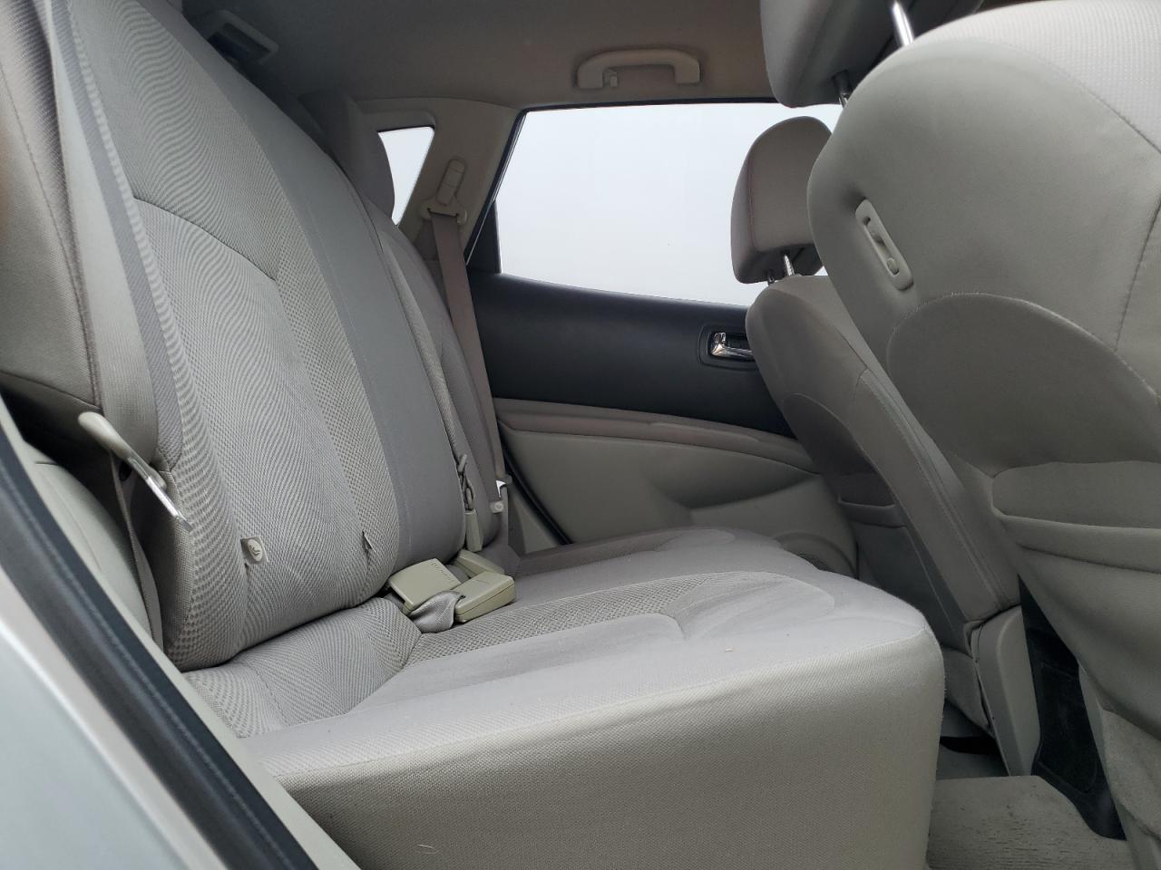 2011 NISSAN ROGUE