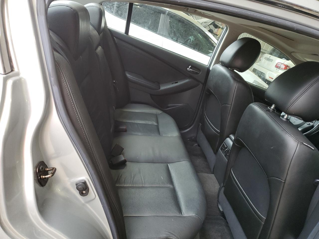 2010 NISSAN ALTIMA