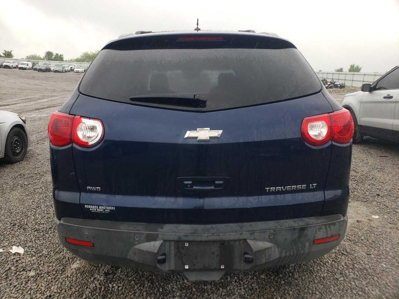 2010 CHEVROLET TRAVERSE