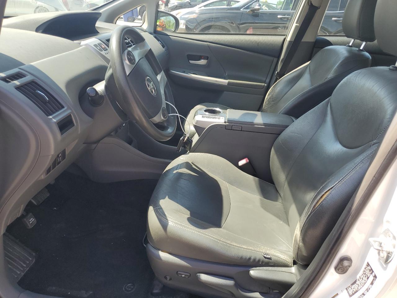 2012 TOYOTA PRIUS V
