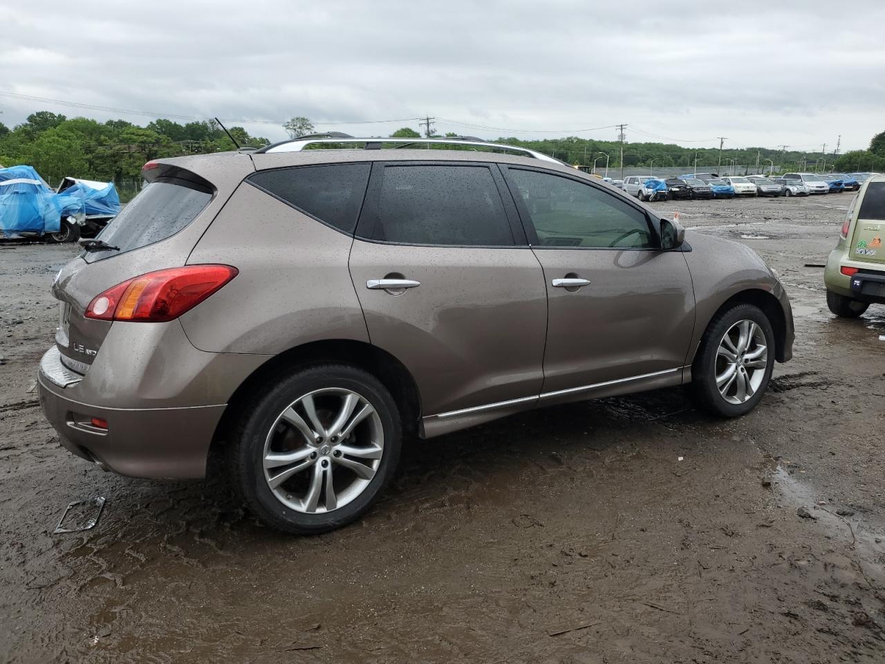 2010 NISSAN MURANO