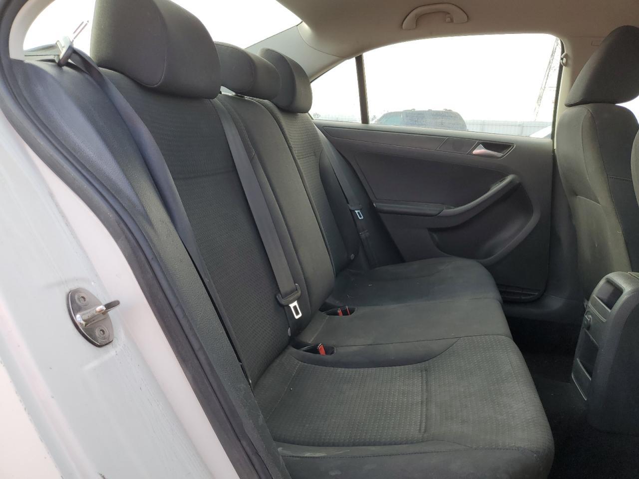 2016 VOLKSWAGEN JETTA