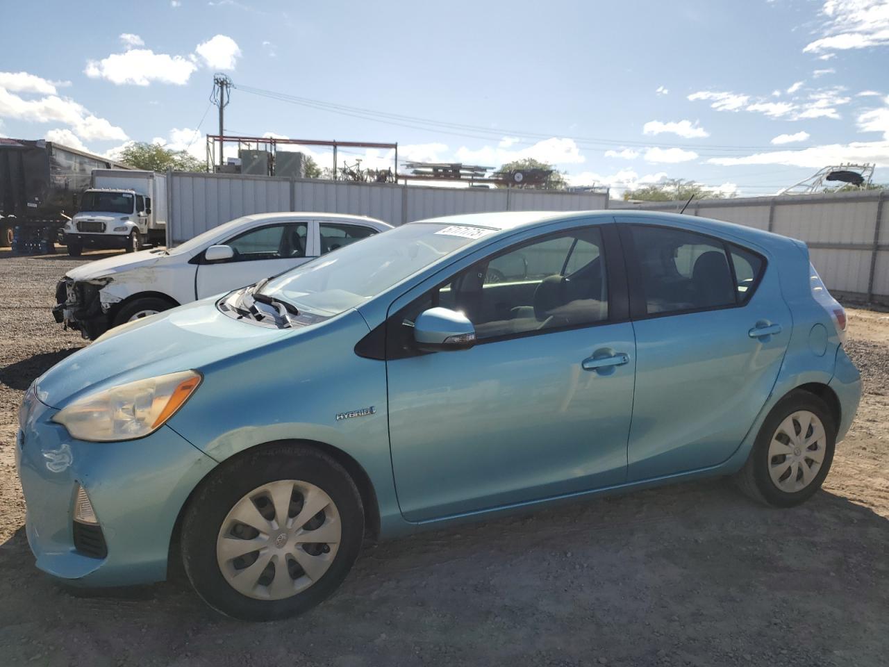 2013 TOYOTA Prius c