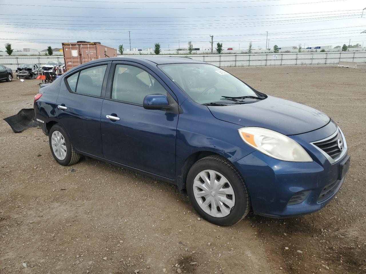 2014 NISSAN VERSA
