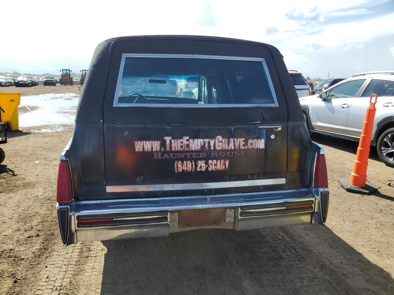 1977 CADILLAC Brougham