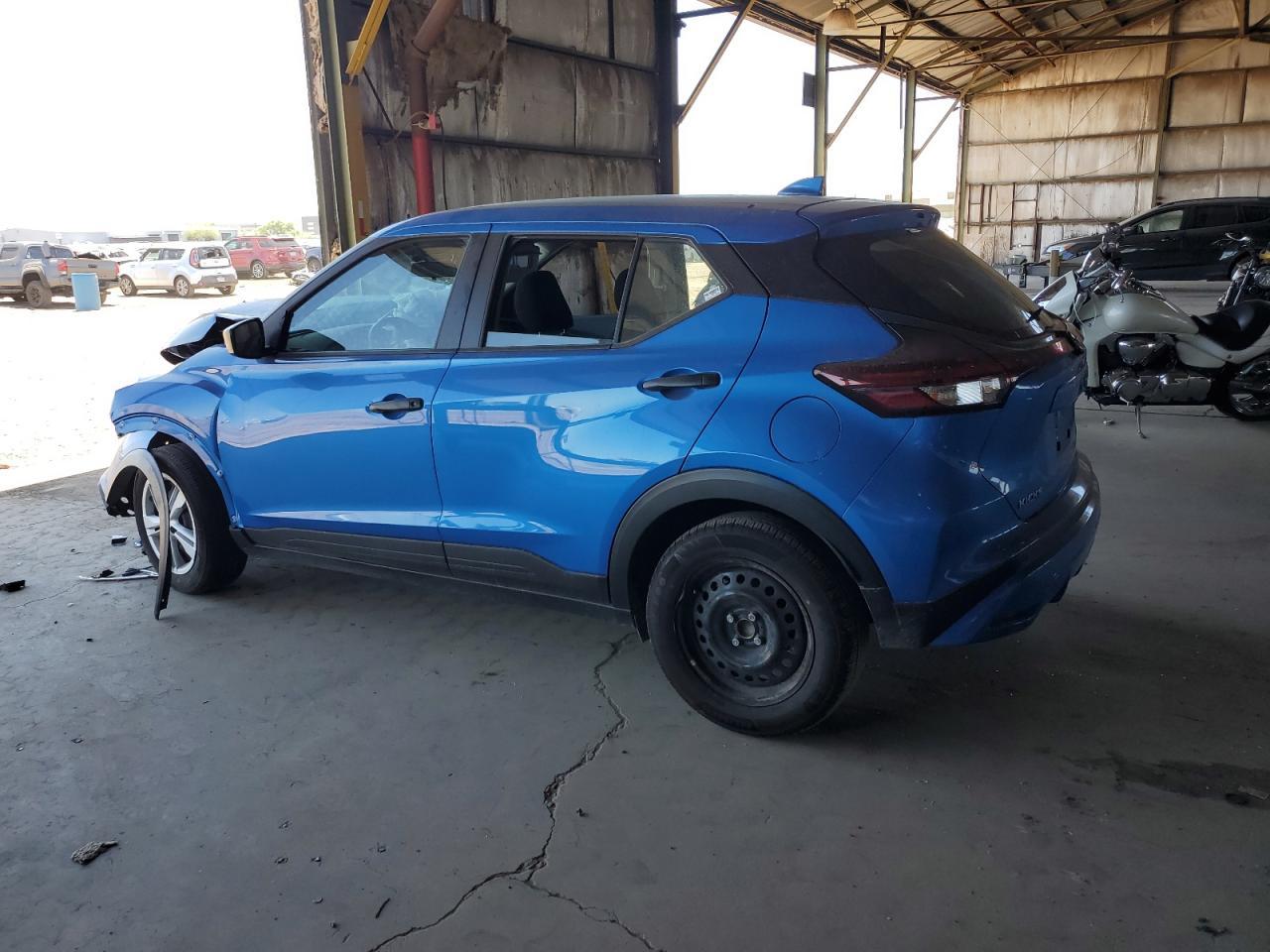 2024 NISSAN KICKS
