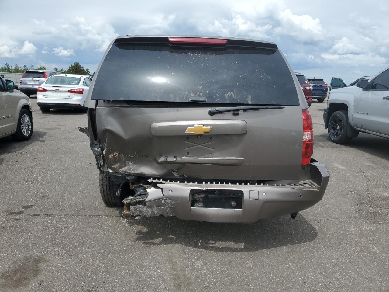 2013 CHEVROLET Suburban
