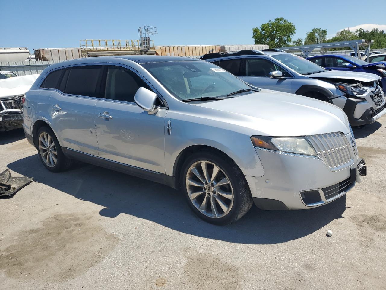 2012 LINCOLN MKT