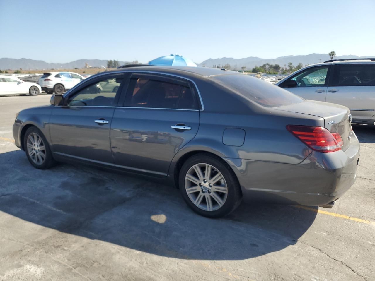 2009 TOYOTA Avalon