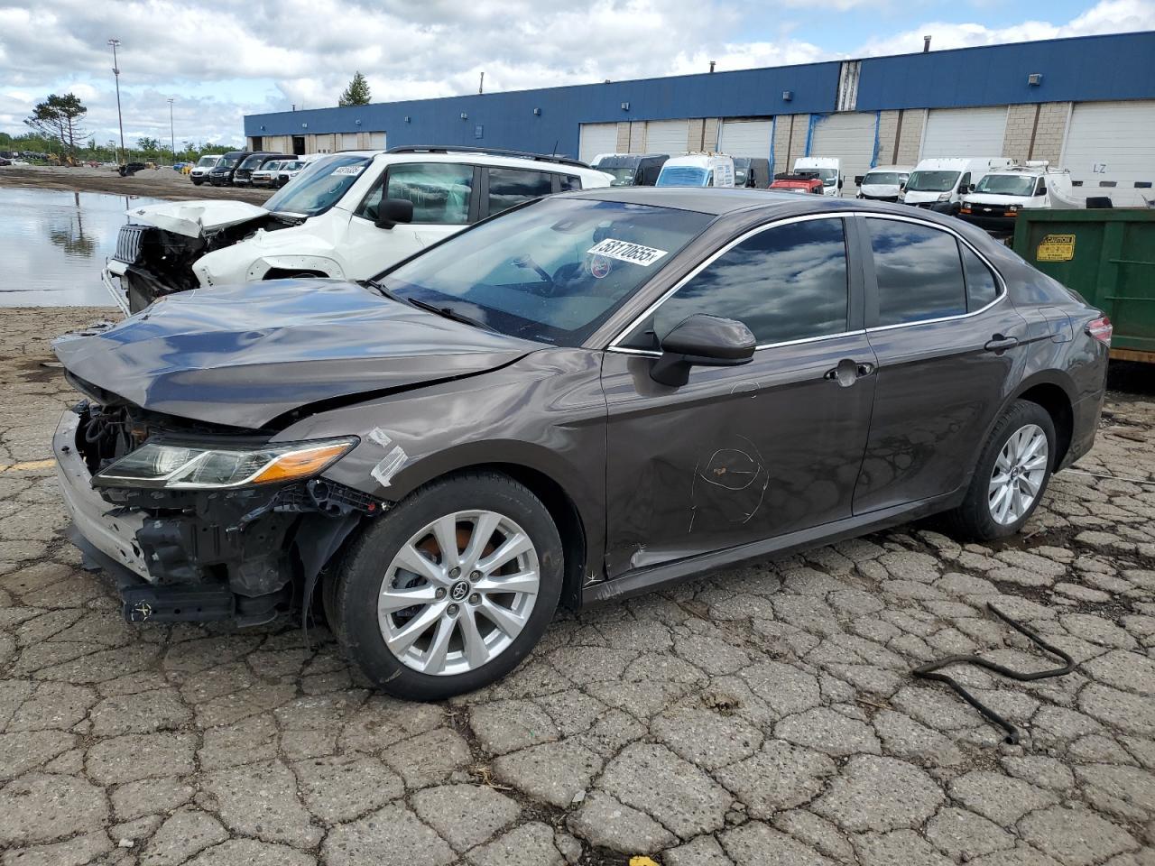 2019 TOYOTA CAMRY