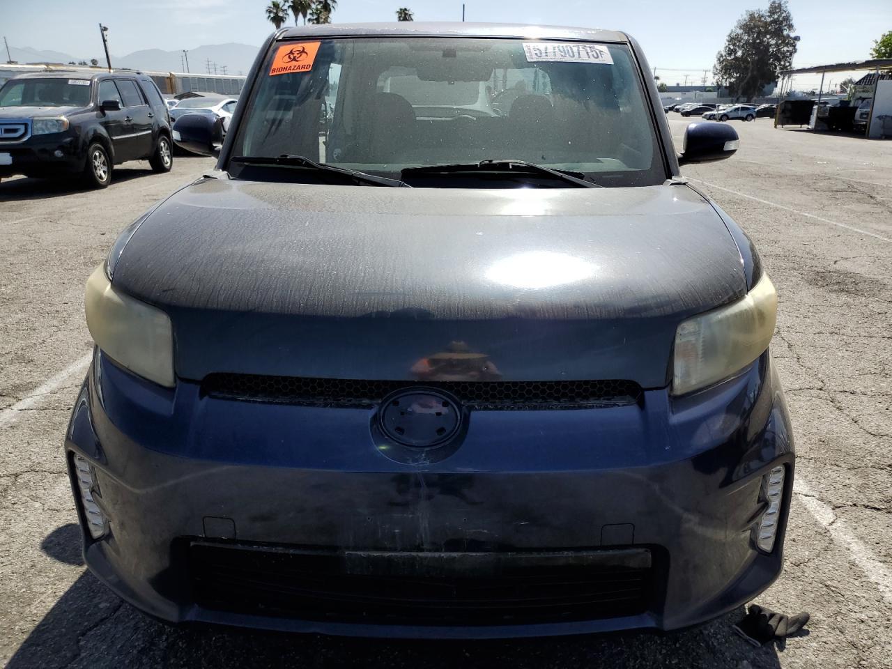 2013 TOYOTA SCION