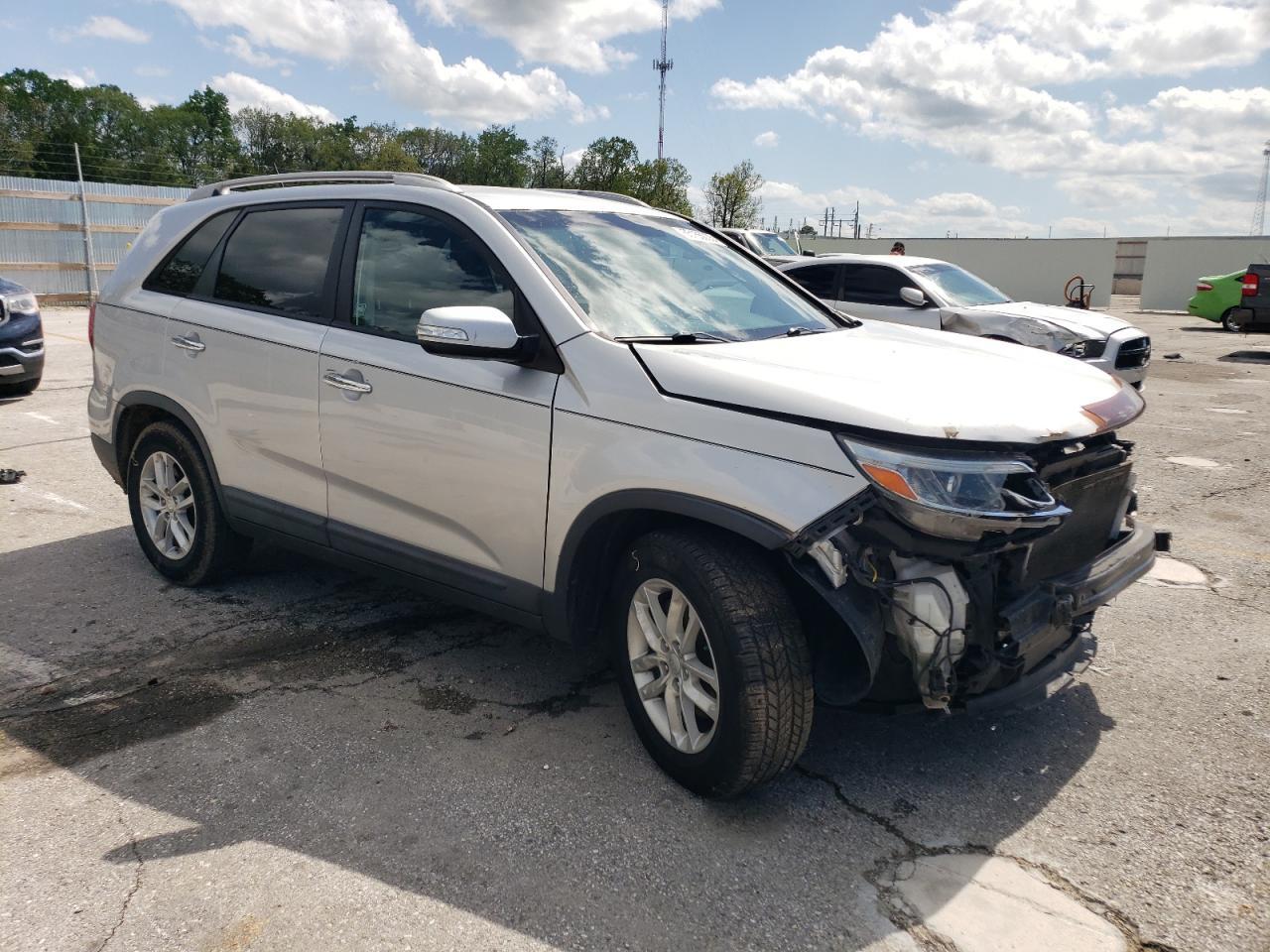 2015 KIA SORENTO