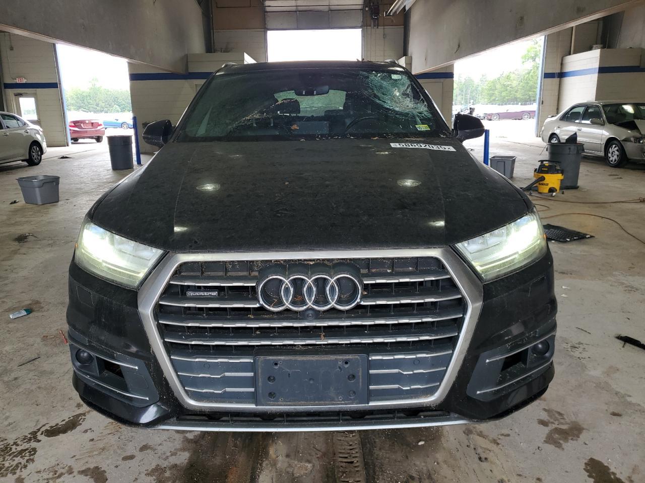 2017 AUDI Q7