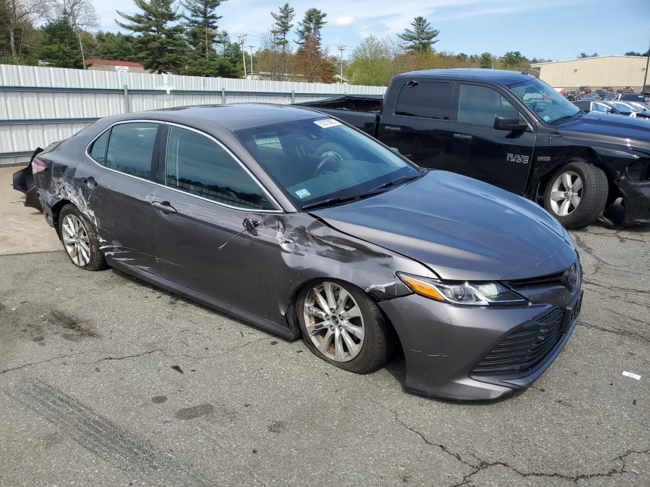 2018 TOYOTA CAMRY