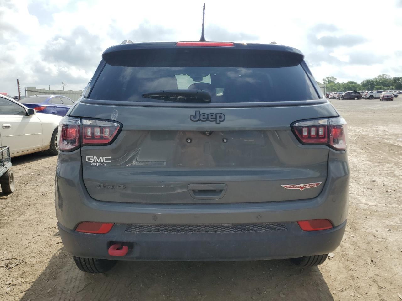 2021 JEEP Compass