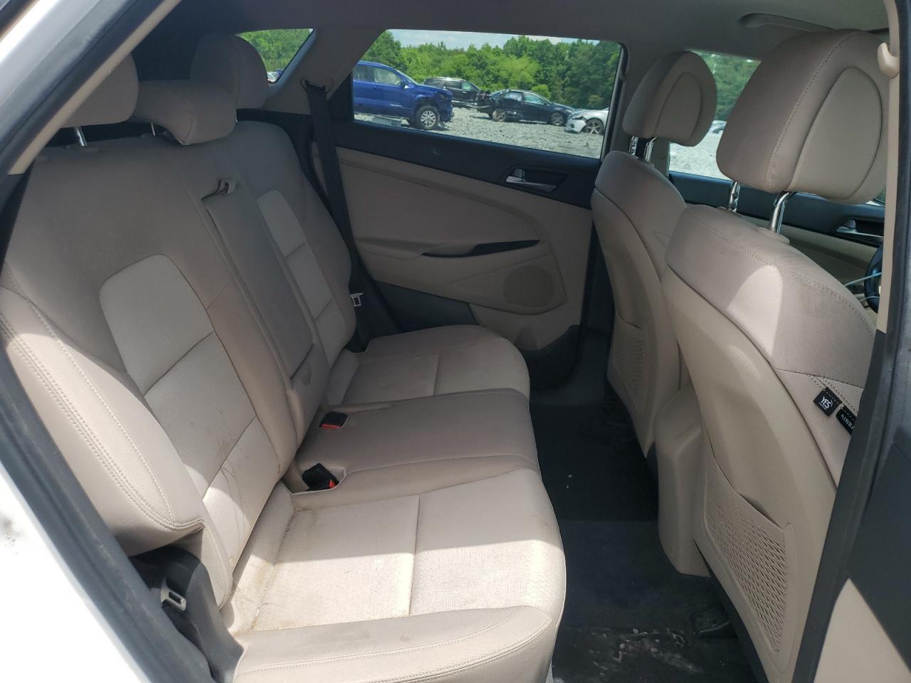 2016 HYUNDAI TUCSON