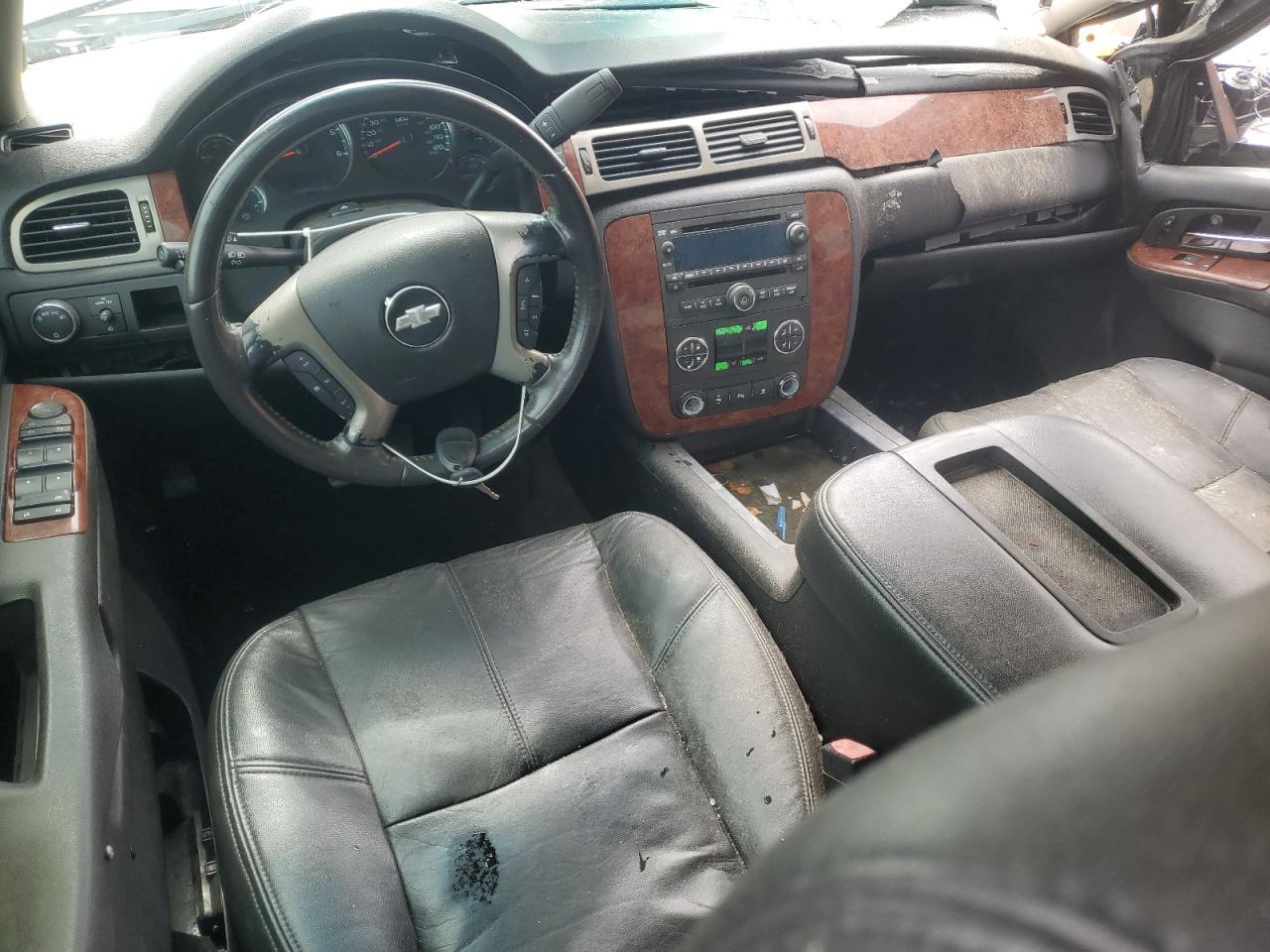 2011 CHEVROLET Tahoe