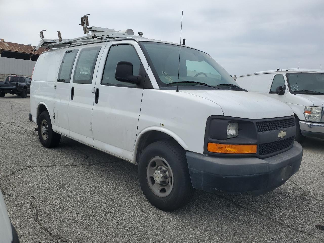 2013 CHEVROLET EXPRESS 2500