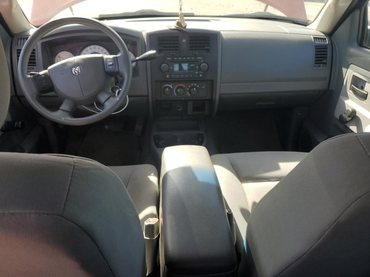 2006 DODGE Dakota