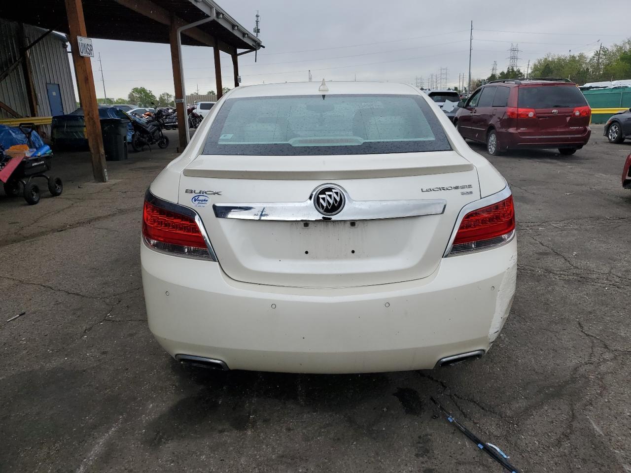 2011 BUICK LACROSSE