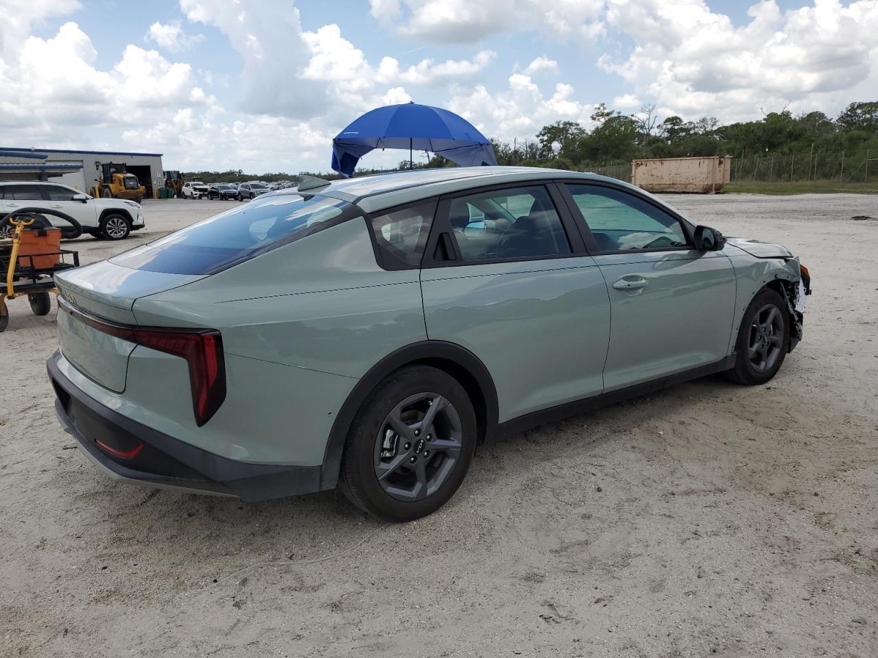 2025 KIA K4