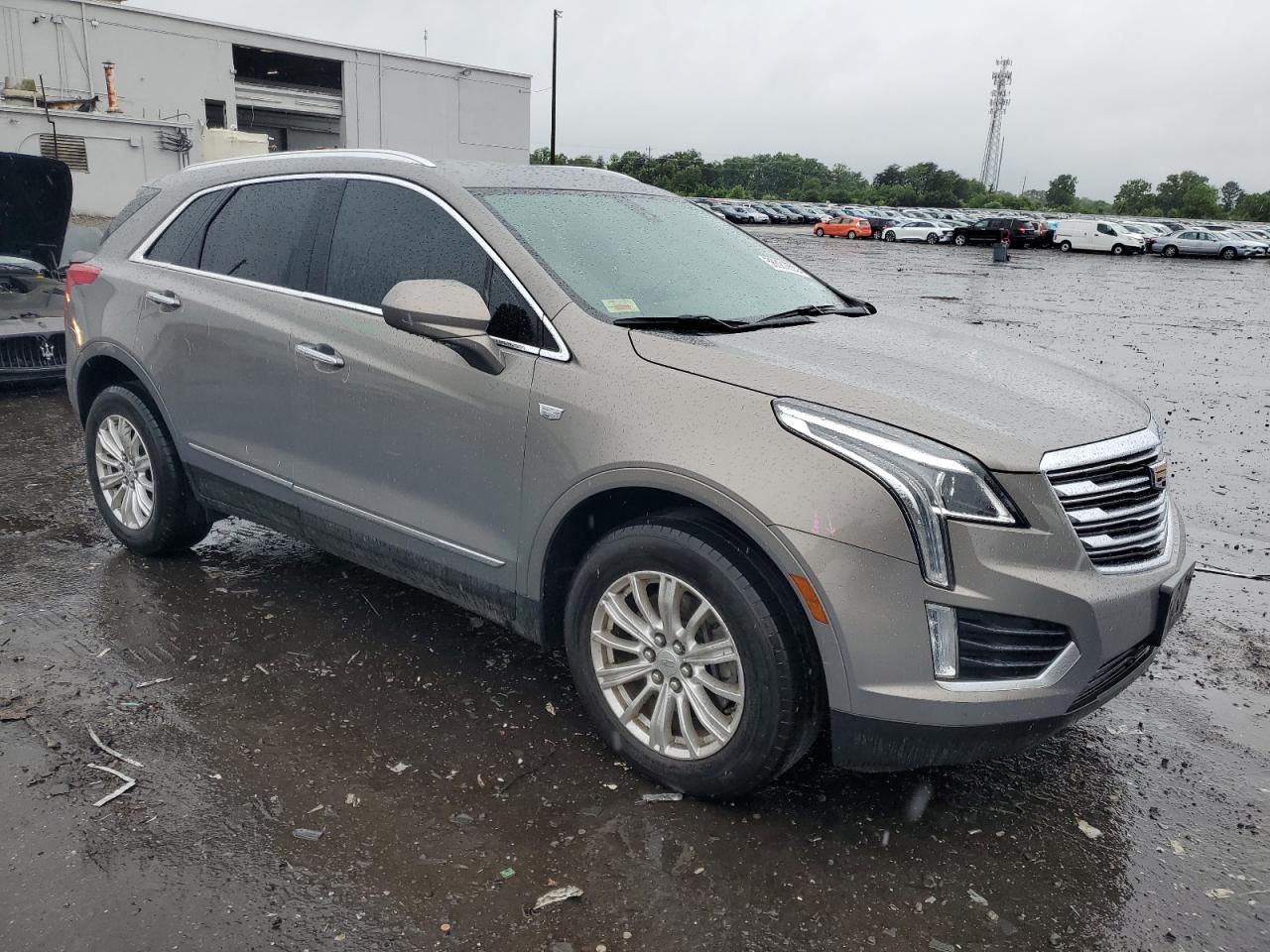 2017 CADILLAC XT5