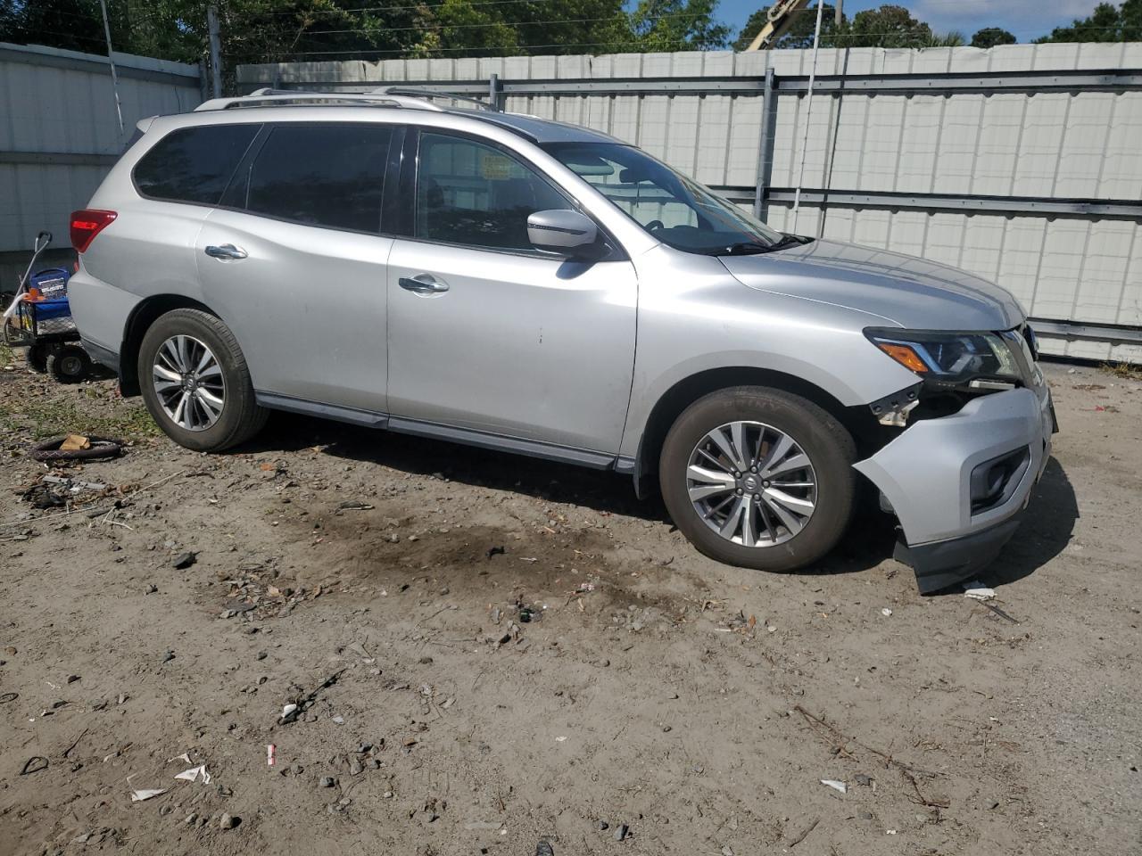 2018 NISSAN PATHFINDER