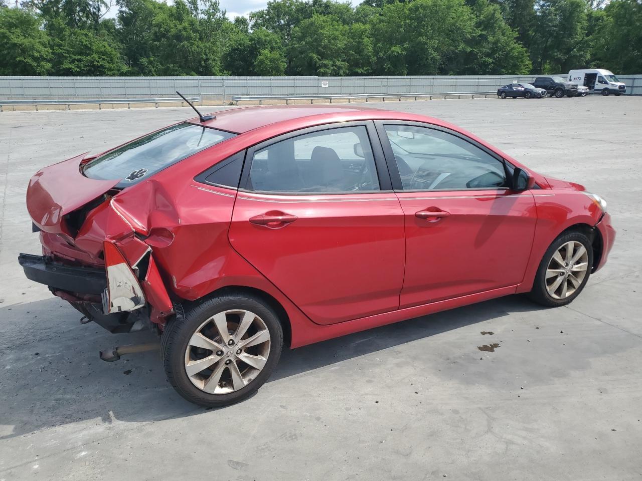 2013 HYUNDAI ACCENT