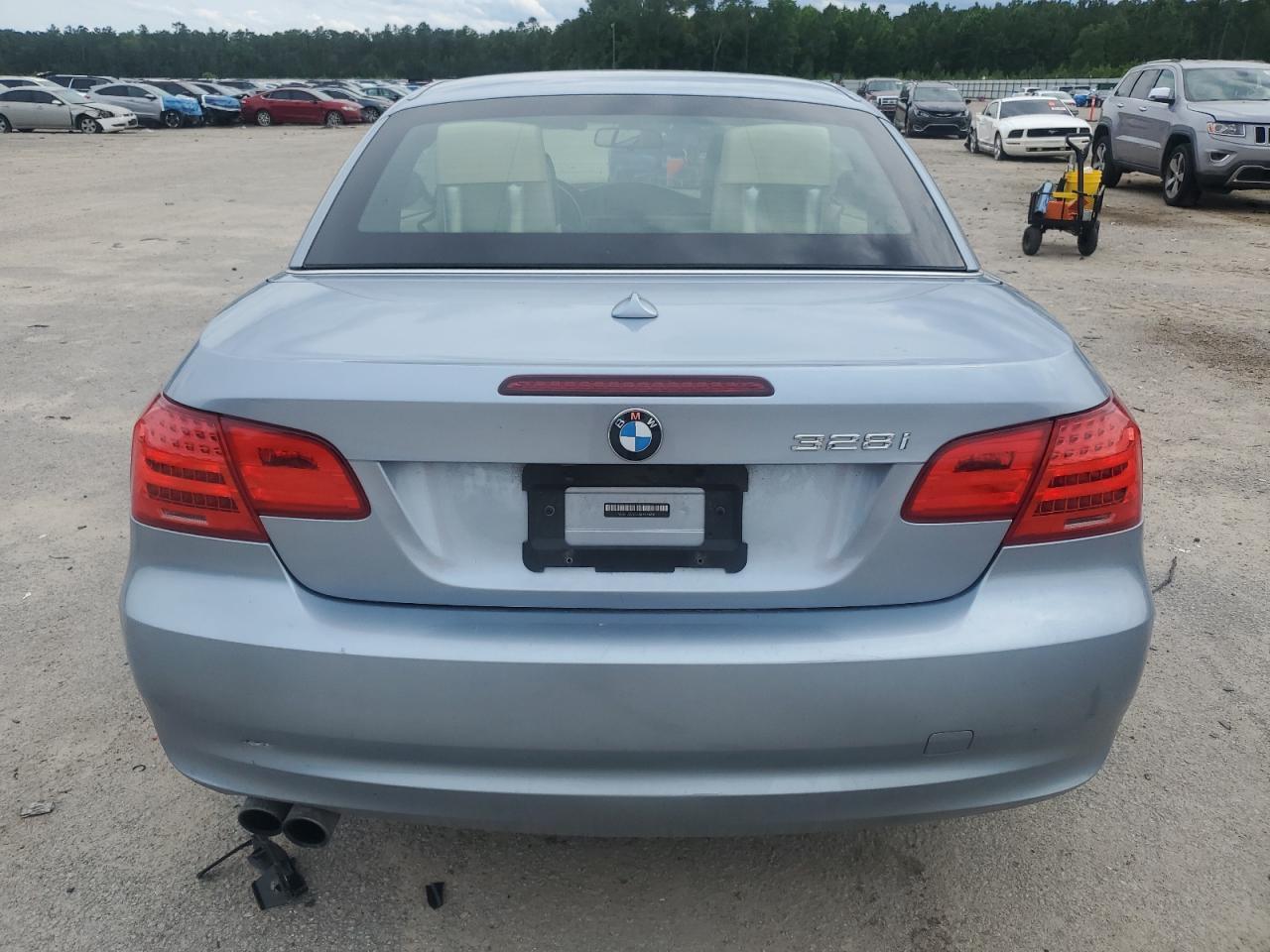 2011 BMW 3 SERIES