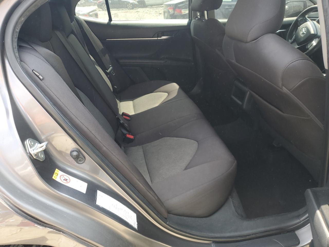 2019 TOYOTA CAMRY