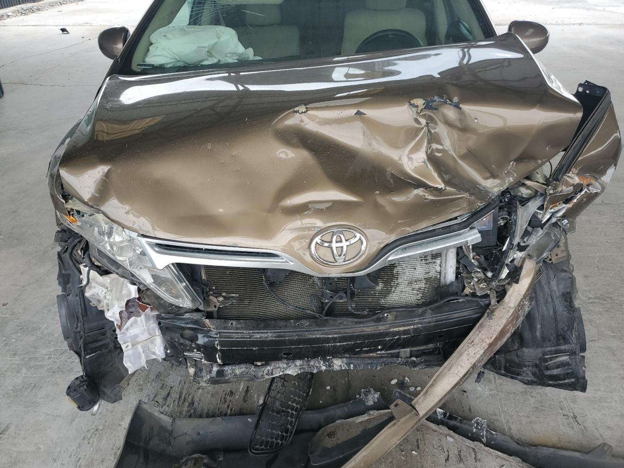 2010 TOYOTA VENZA