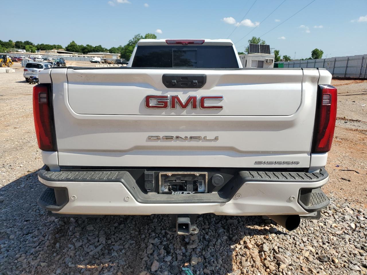 2024 GMC Sierra