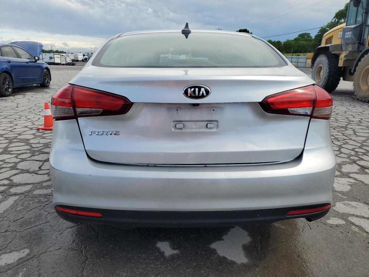 2017 KIA FORTE