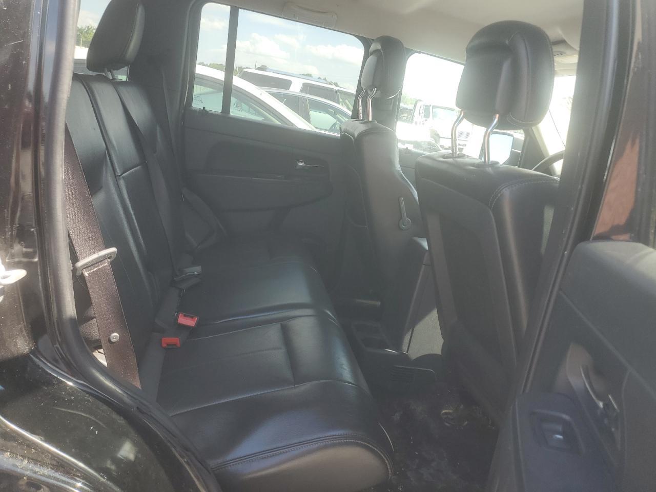 2012 JEEP Liberty