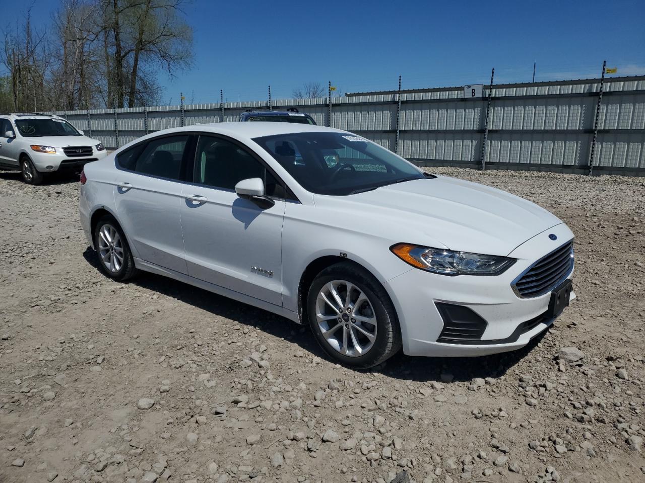 2019 FORD FUSION