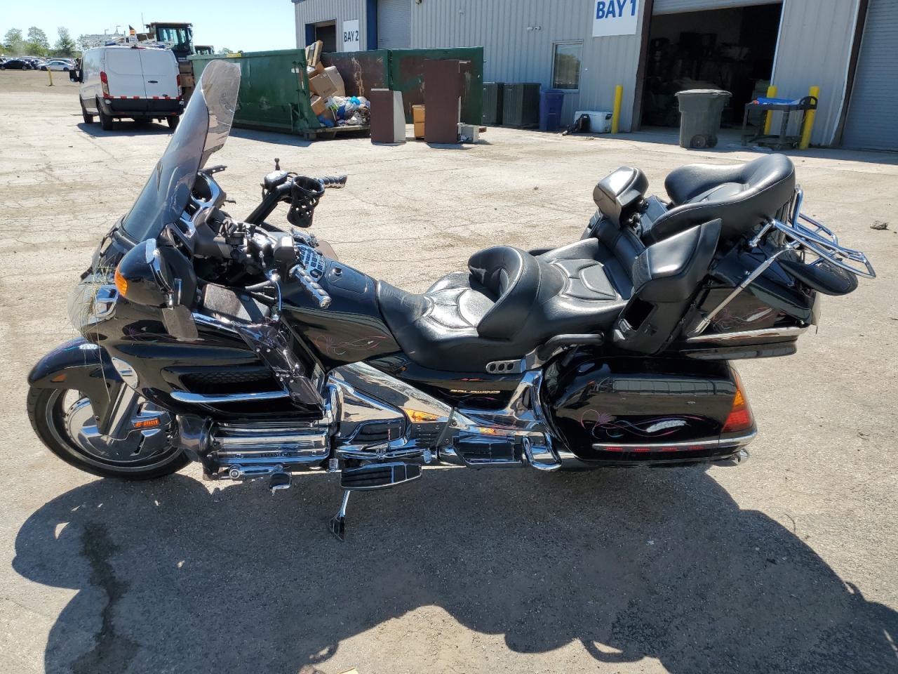 2004 HONDA Gl1800