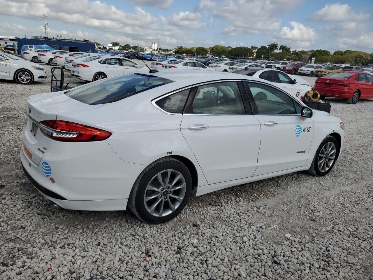 2017 FORD FUSION