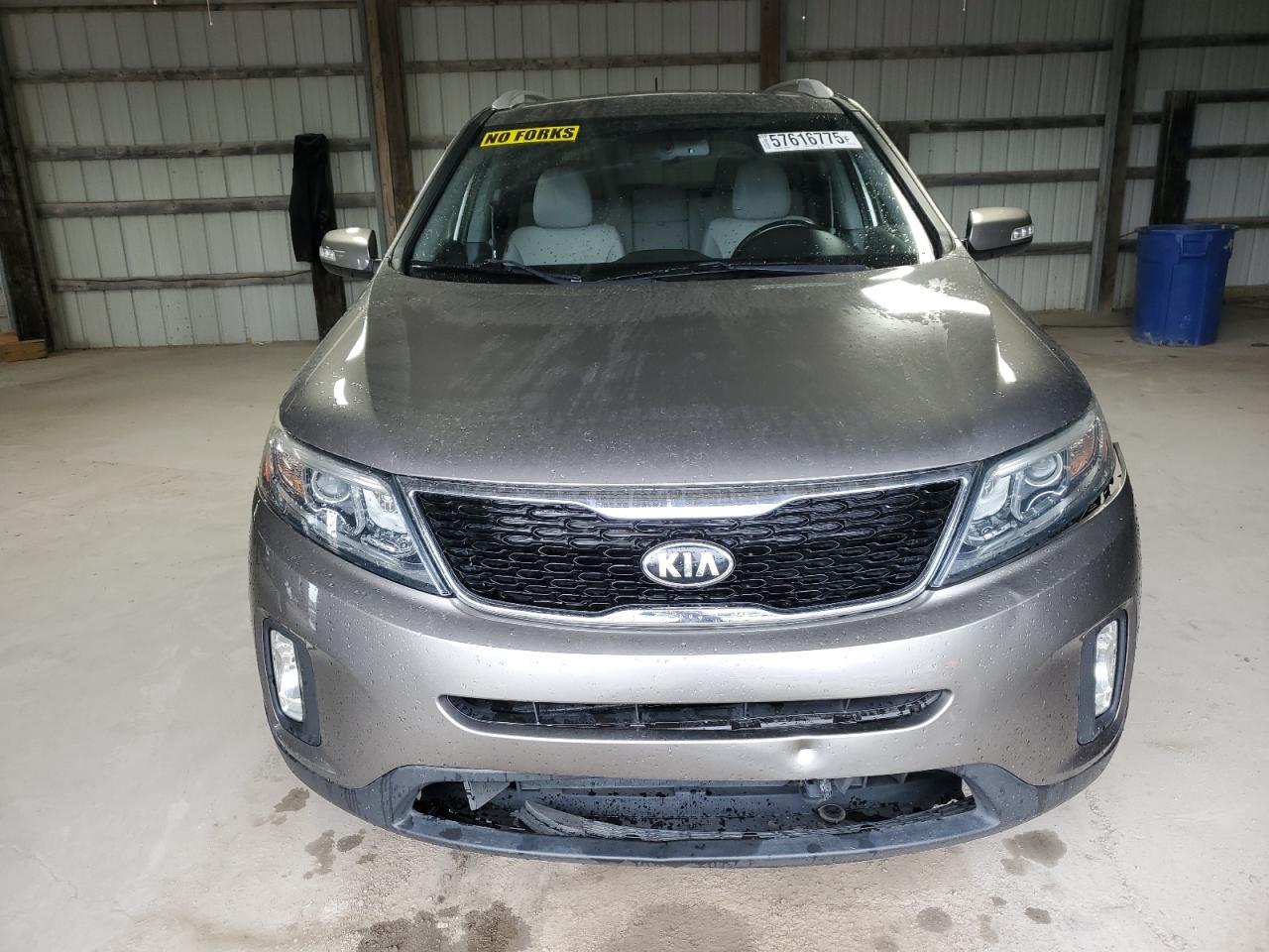 2015 KIA SORENTO