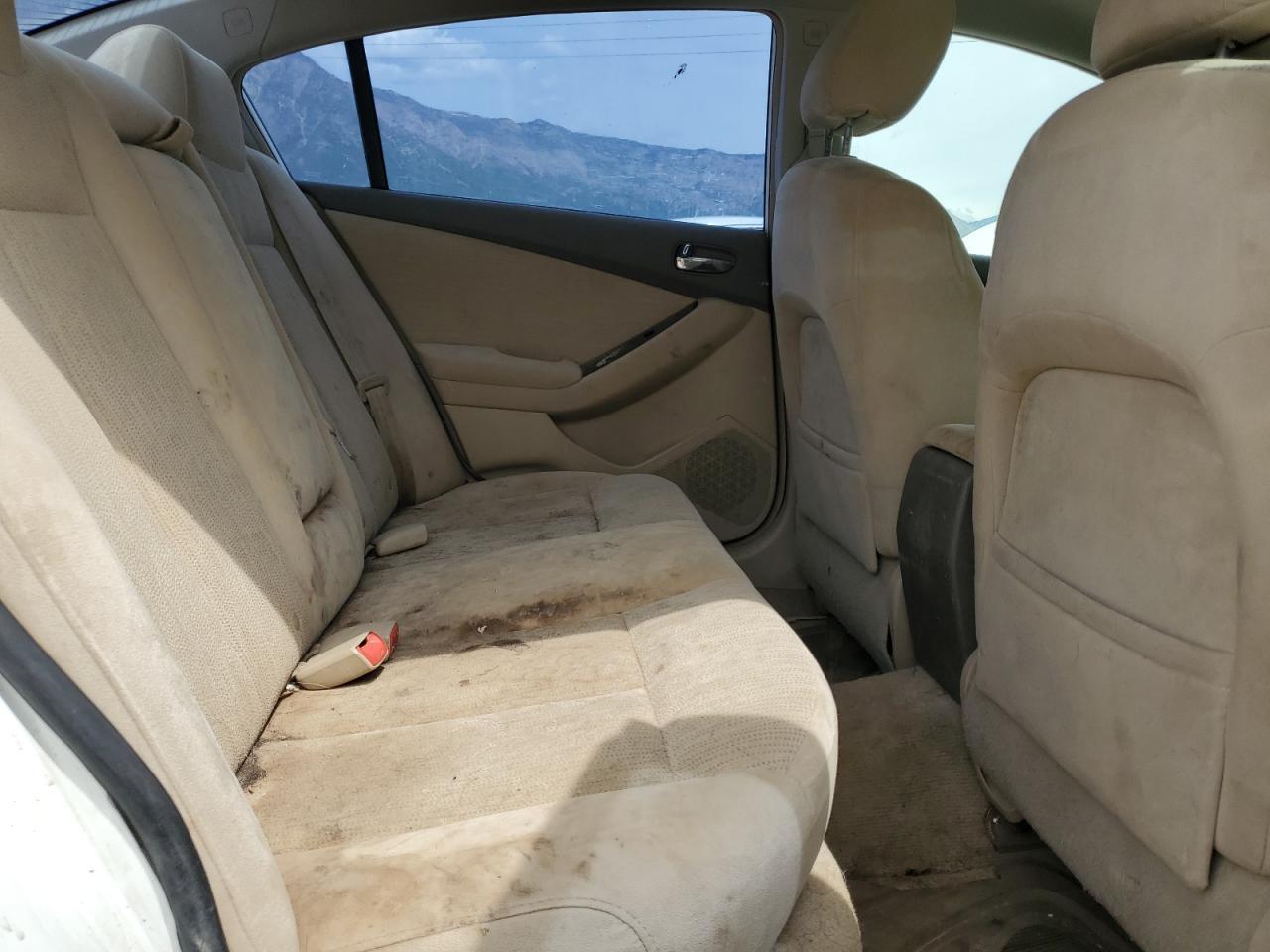 2010 NISSAN ALTIMA