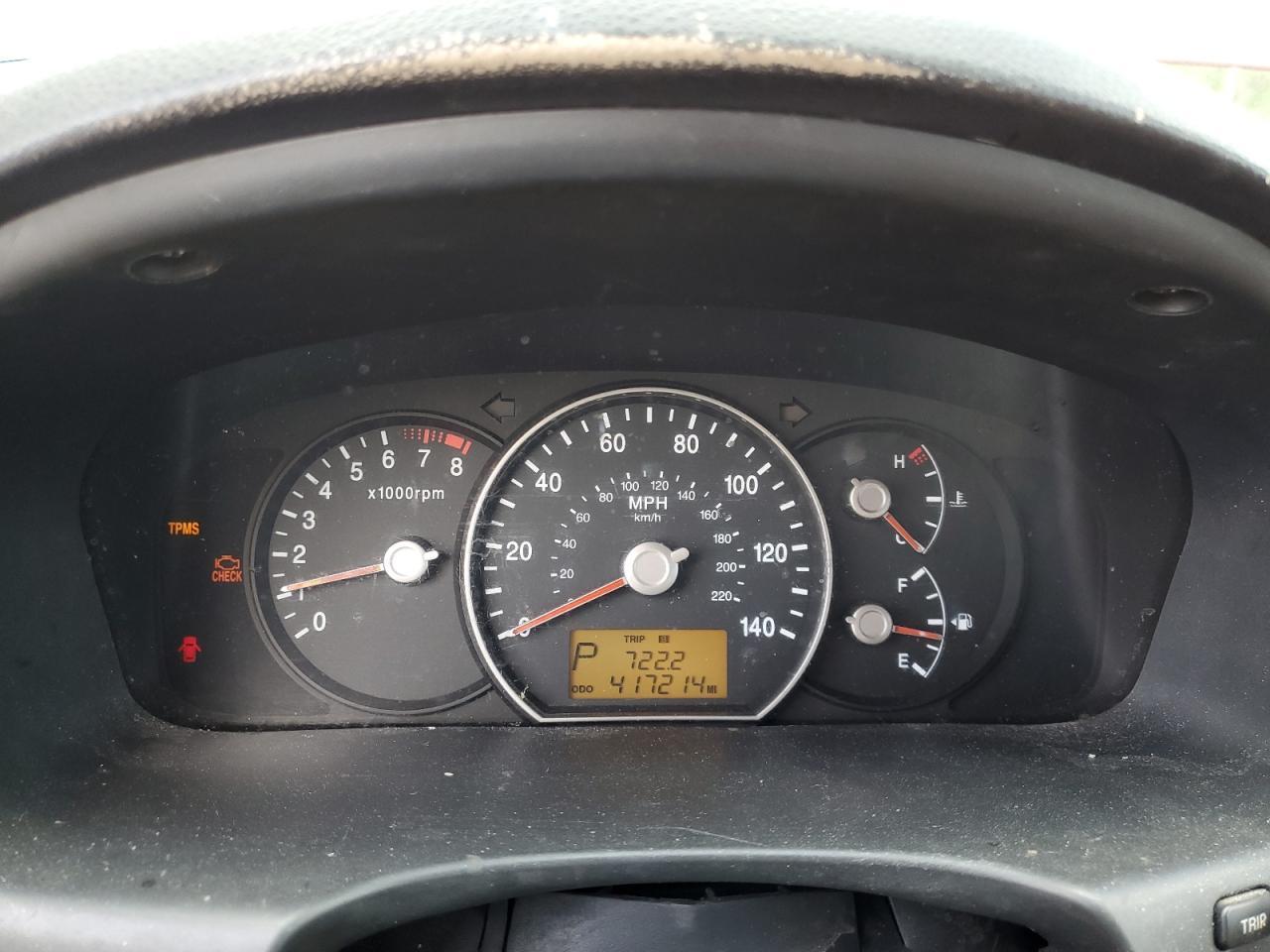 2008 KIA RONDO