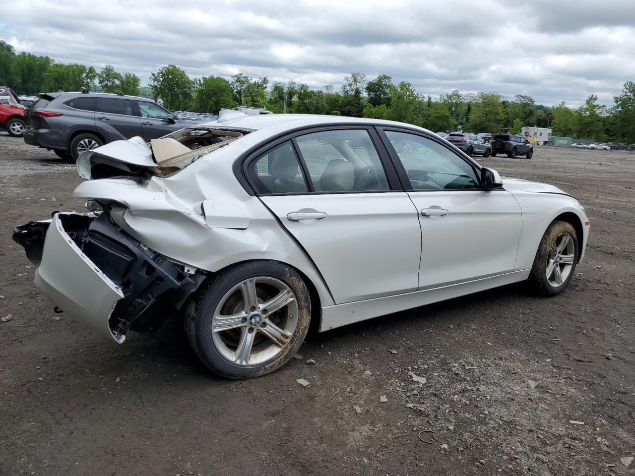 2013 BMW 3 SERIES