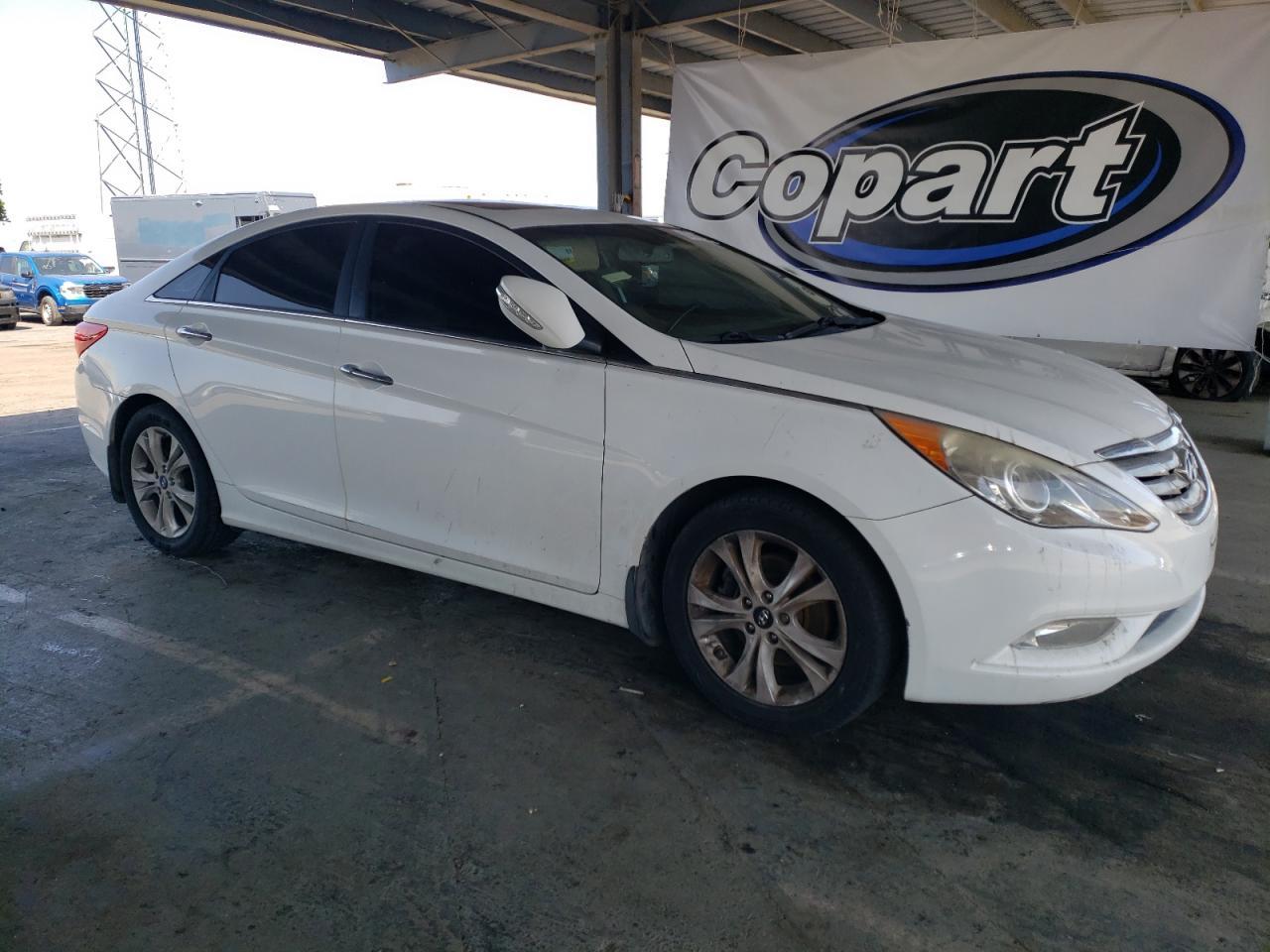 2013 HYUNDAI SONATA