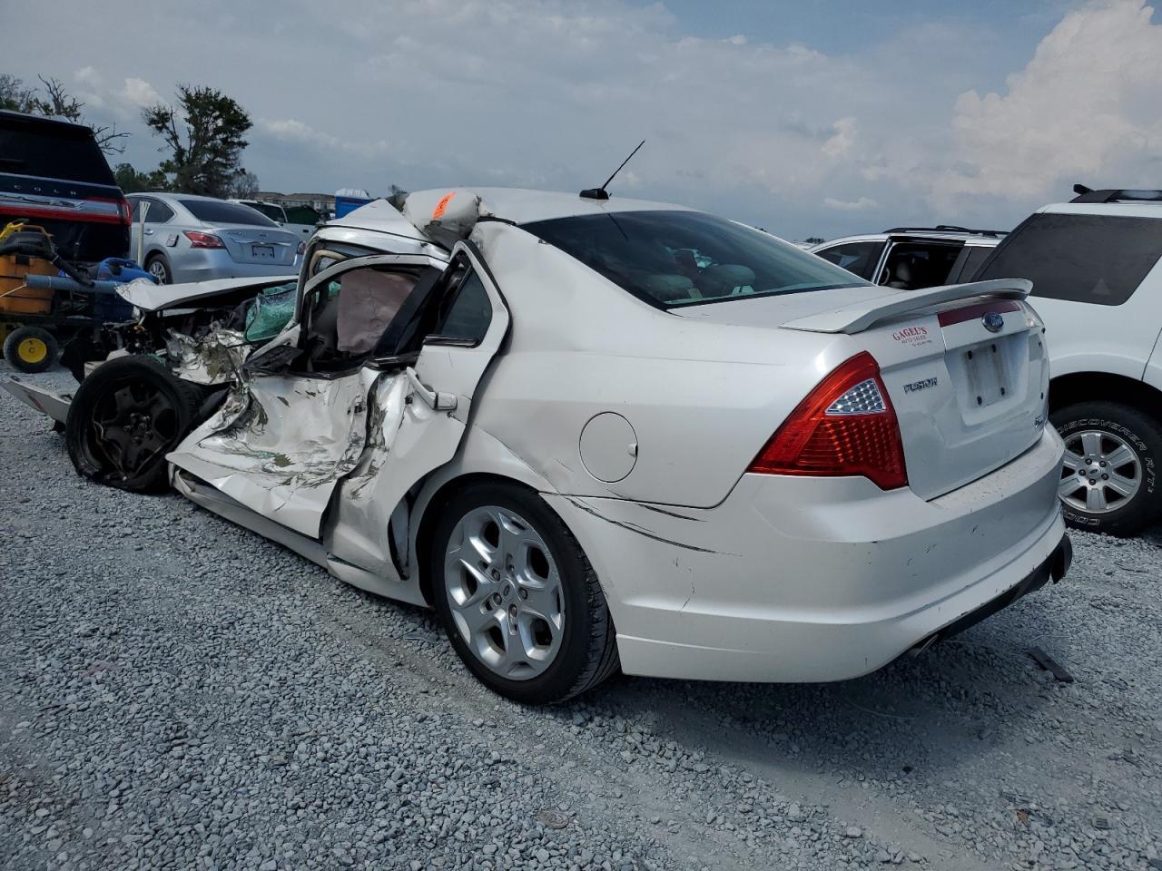2010 FORD FUSION